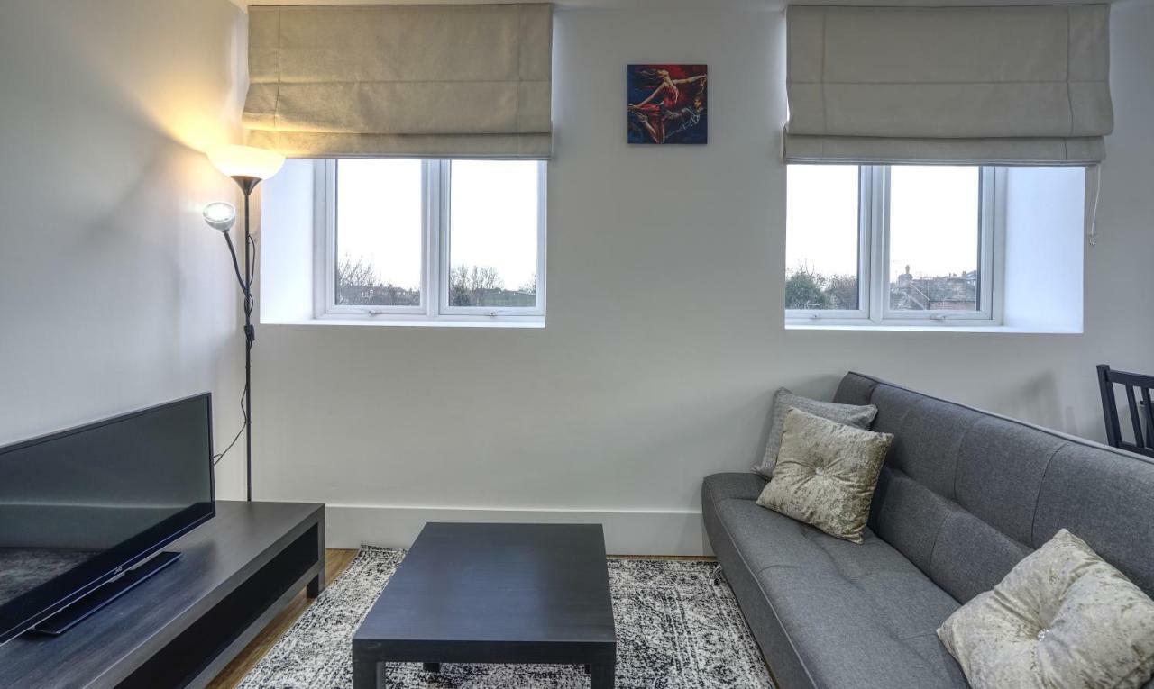Alfa Apartments, Quarry Court, High Street, Morley Leeds  Extérieur photo