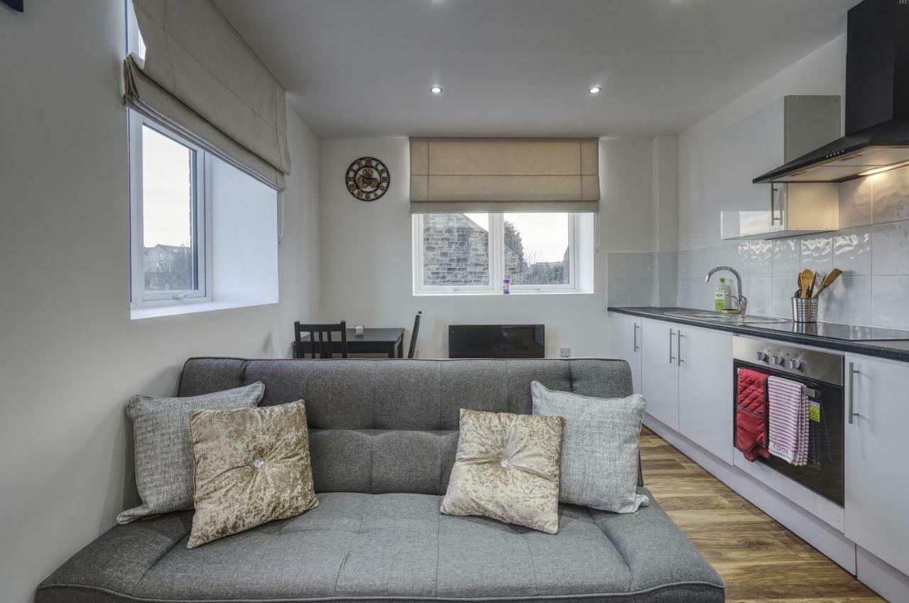 Alfa Apartments, Quarry Court, High Street, Morley Leeds  Extérieur photo