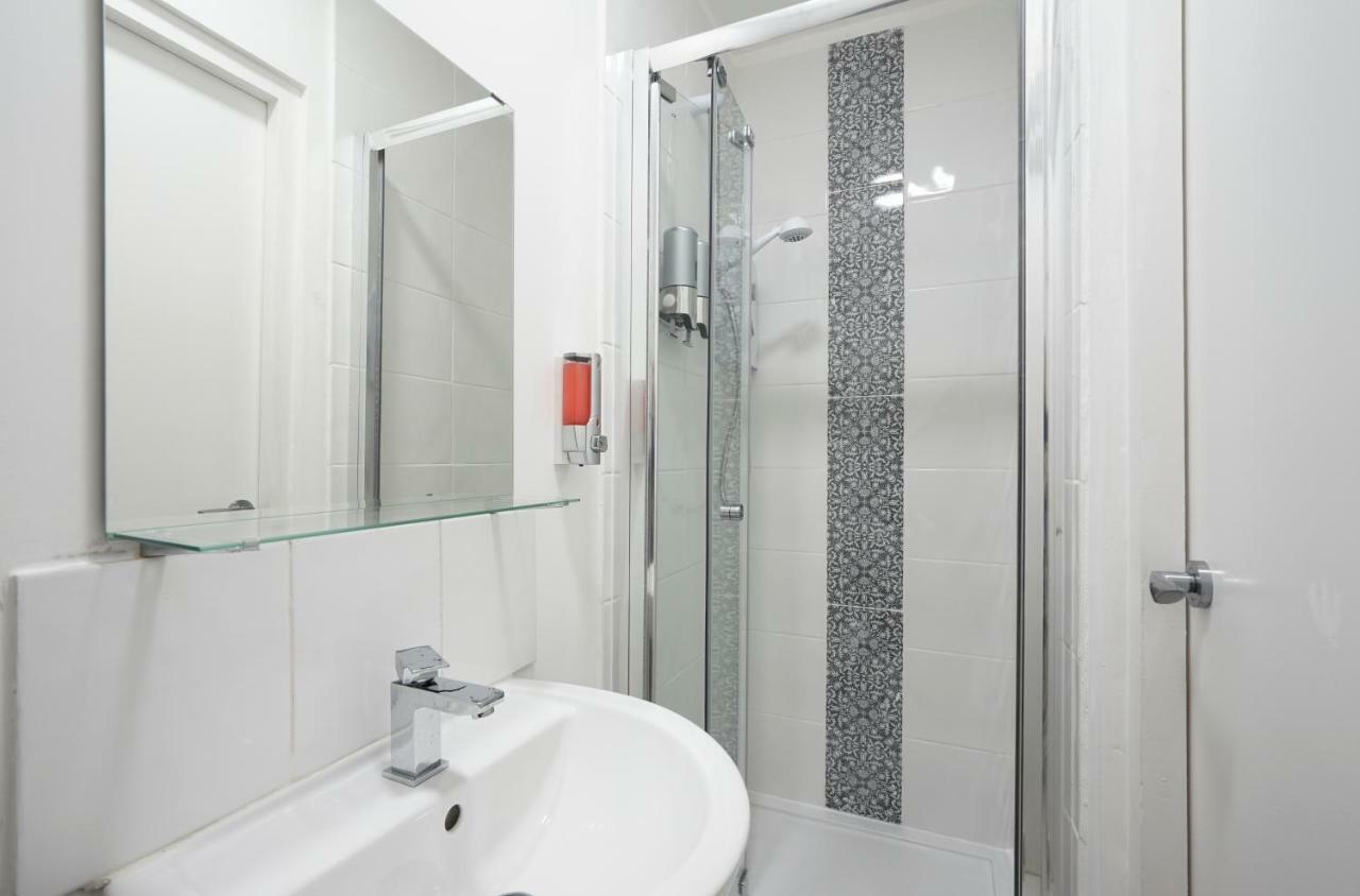 Alfa Apartments, Quarry Court, High Street, Morley Leeds  Extérieur photo