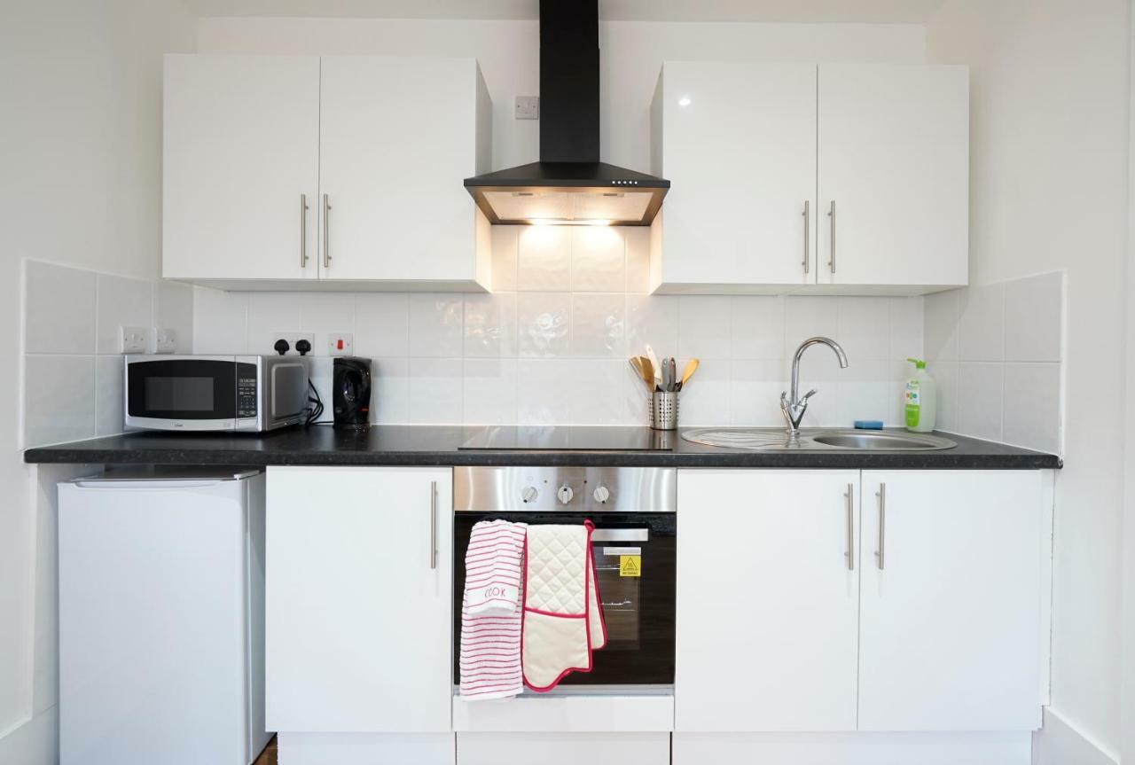 Alfa Apartments, Quarry Court, High Street, Morley Leeds  Extérieur photo